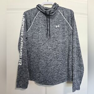 Women's like new Under Armour hoodie